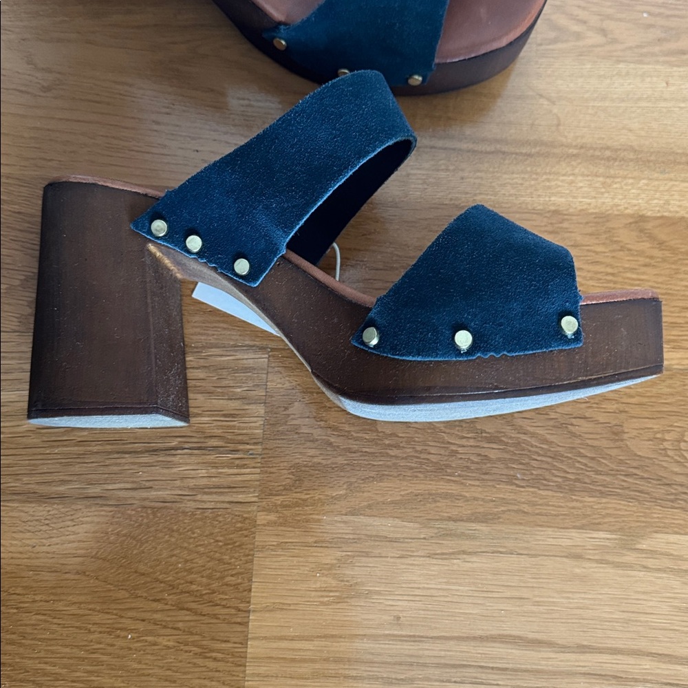 Women's Navy Suede Platform Sandals NEW